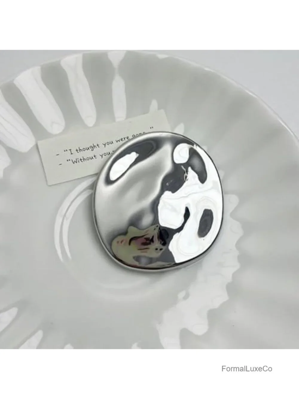 Geometric Metal Brooch Pin for Women - Alloy Steel & Resin Irregular Circle